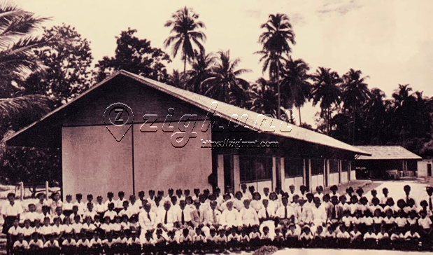 1915 – Sin Kang School In Victoria Street © Museum Photograph